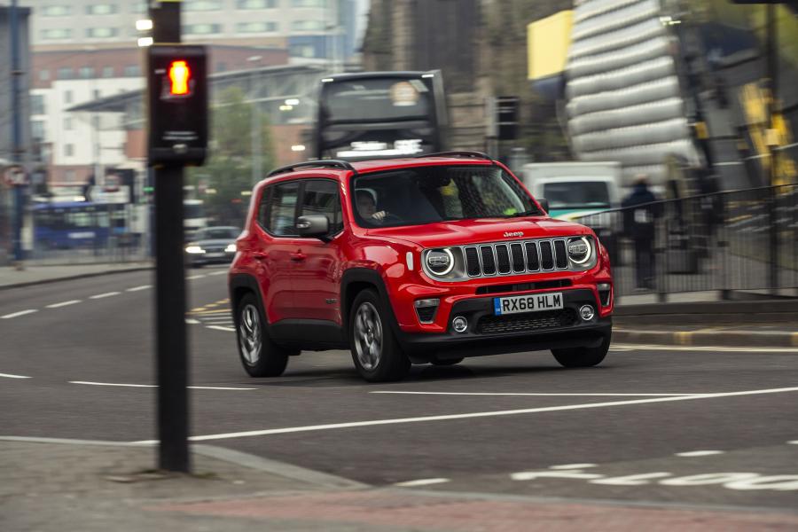  Jeep Renegade Limited (BU) 2018 года  (UK) (фото 22 из 41)